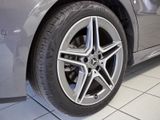 MERCEDES-BENZ A 200 // AMG SPUR KAMERA PDC SHZ