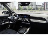 MERCEDES-BENZ EQB 300 4M AMG NIGHT DISTR KAMERA PANO SPUR PDC