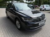 VW Tiguan Life 1.5 TSI ACC/LED/APP/SHZ/Elektr. Heck