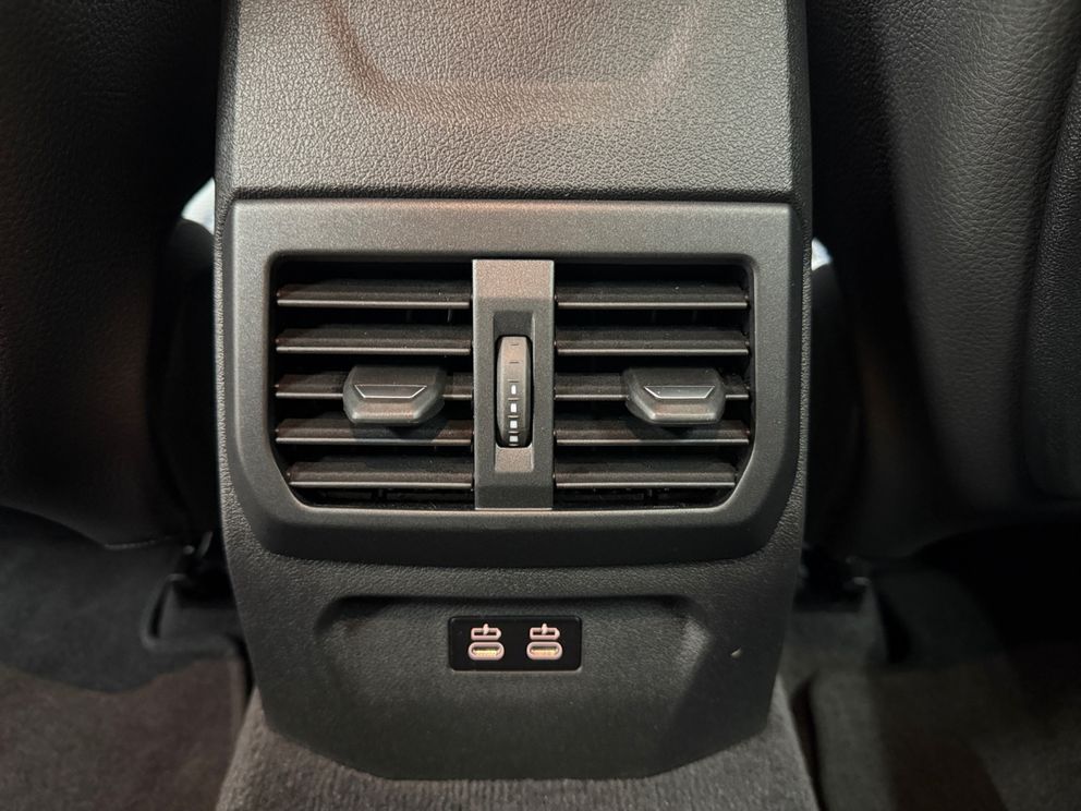 BMW M135 i xDrive M Sport LED+SHZ+Navi+Shadow-Line