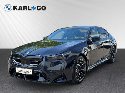 BMW M5 Limousine 0,5%! Carbon B&W Pano LenkradHZG