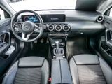 MERCEDES-BENZ A 180  PREMIUM PROGRESSIVE SPUR PDC SHZ