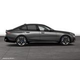 BMW 550e xDrive Limousine