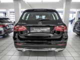 MERCEDES-BENZ GLC 300 e 4M // AHK DISTR KAMERA SPUR STANDH PDC