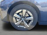 BMW 220 Active Tourer i Autom. +AHK+Glasd+Sitzh+Park-Assistent+