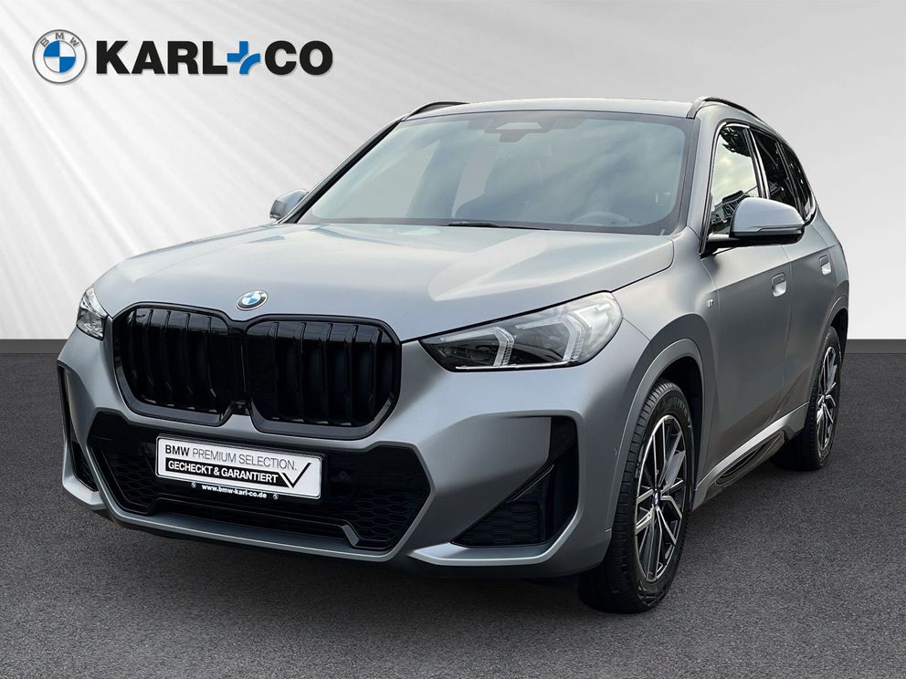BMW X1 23 i M Sport H&K Pano SHZ PDC Plus E-Sitze
