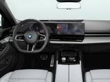 BMW 550e xDrive Touring