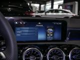 MERCEDES-BENZ A 200 d AMG NIGHT SPUR PANO DISTR KAMERA PDC