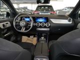 MERCEDES-BENZ GLA 200 d // AMG NIGHT MEMO MULTI 360 AHK KAMERA