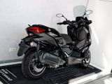 YAMAHA X-MAX 300 