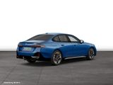 BMW 550e xDrive Limousine