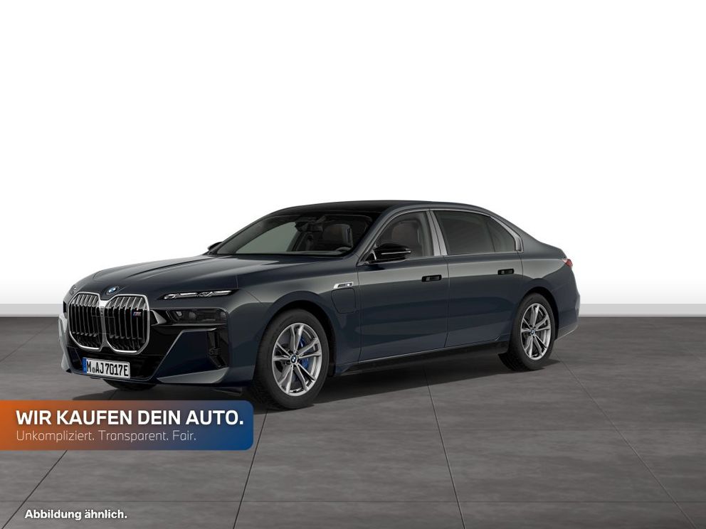 BMW M760e xDrive Limousine