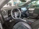 MERCEDES-BENZ GLA 200 d | AMG NIGHT AHK DISTR KAMERA PANO SPUR