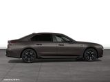BMW M760e xDrive Limousine
