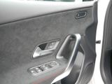 MERCEDES-BENZ A 200 Kompakt AMG NIGHT KAMERA SPUR PDC MULTI
