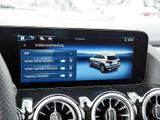 MERCEDES-BENZ GLA 200 AMG NIGHT 360 AHK DISTR KAMERA PANO SPUR