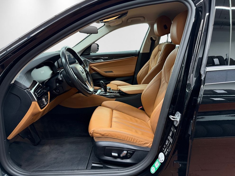 BMW 540 d xDrive Touring Luxury Line+Laserlicht+HUD