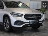 MERCEDES-BENZ GLA 200 NIGHT PROGRESSIVE KAMERA SPUR PDC SHZ