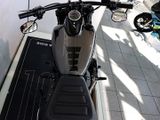 Harley Davidson Fat Bob seitlicher Kennzeichenträger