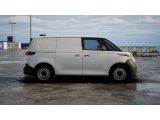 VW ID. Buzz Cargo Pure Motor: 140 kW (190 PS) 58 kWh Getriebe: 1-Gang-Automatikgetriebe Radstand: 2989 mm