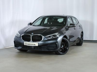 BMW 118 i LED PDC Lederlenkr. NAVI WLAN CarPlay DAB