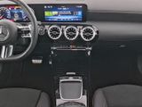 MERCEDES-BENZ A 180 , AMG KAMERA PANO SPUR PDC SHD SHZ