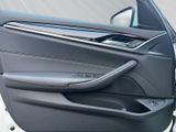 BMW 520 d Touring LC Prof Pano AHK LED Driv Assis Park-Assistent