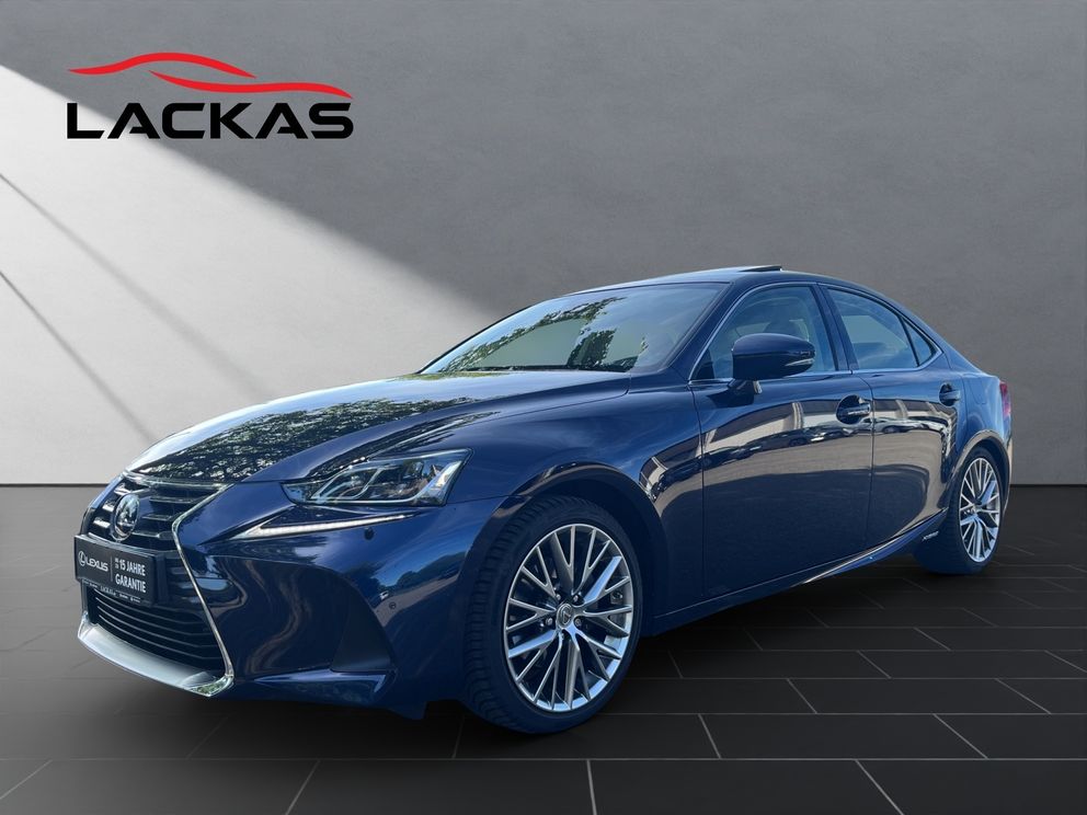 LEXUS IS 300 h*LUXURY LINE*AHK*VOLLLEDER* EIN TRAUM ..