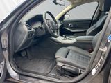 BMW 320 d Touring LC Prof Stop6Go Sportsitze PDC DAB