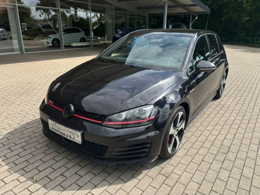 VW Golf VII GTI Performance BiXenon/Navi/App/Kamera
