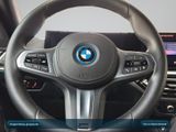 BMW i4 eDrive35 M-Paket StHz+StKlima+Navi+Kamera+SHZ