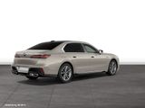 BMW M760e xDrive Limousine