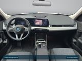 BMW iX1 xDrive30 StHz+StKlima+Navi+Kamera+SHZ+Apple