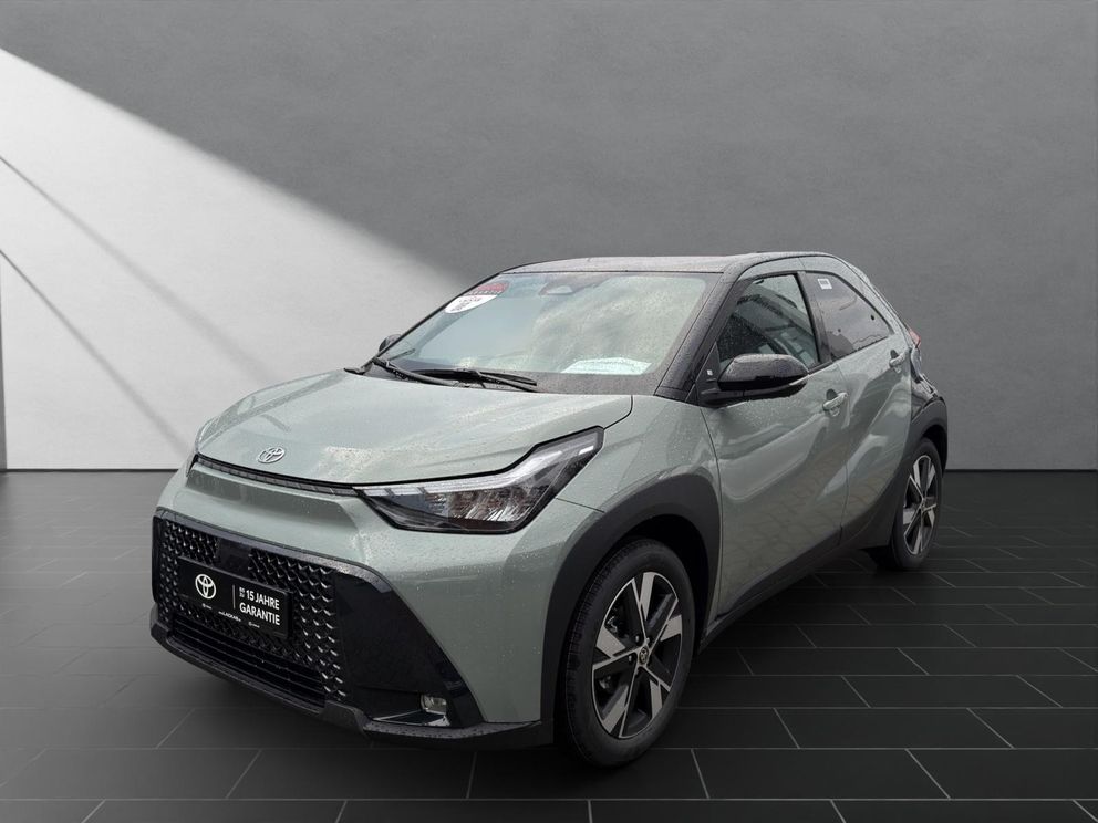 TOYOTA Aygo X Hybrid Teamplayer*Inkl. WKR*KAMERA*SHZ*