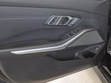 BMW 318 dTour.+AHK+Navi+LED+RFK+e-Sitze+DAB+PDCv+h