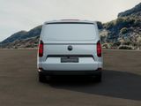 VW NFZ e-Transporter Kastenwagen mit L-Trennwand Motor: BEV 160 kW 64 kWh Getriebe: 1-Gang-Automatikgetriebe Radstand: 3100 mm