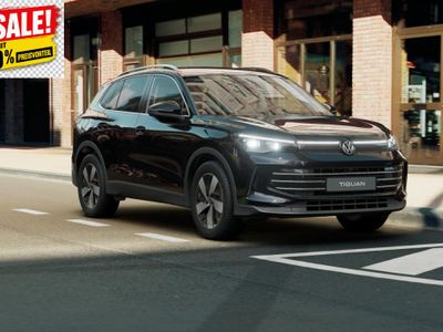 VW Tiguan Elegance 2.0 TDI NAVI+SITZHZ+ACC+PDC+RFK