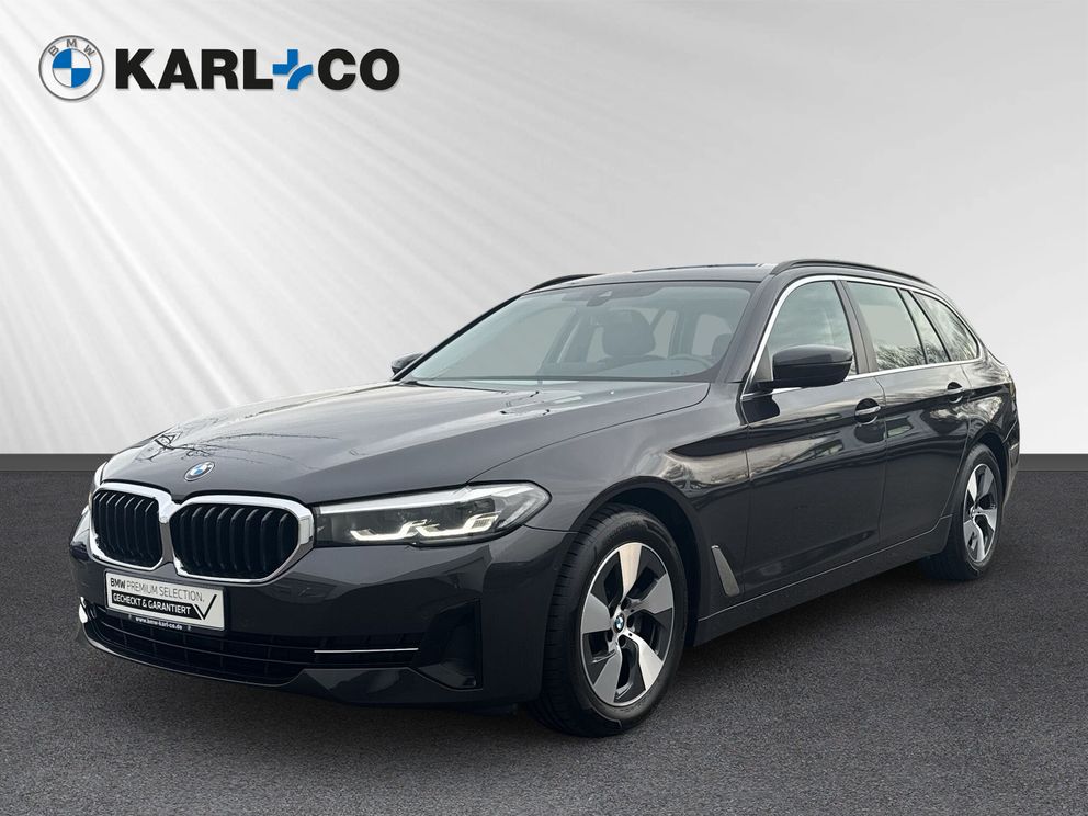 BMW 520 dA Touring LED Live Cockpit Prof. Lordose