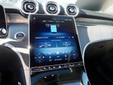 MERCEDES-BENZ GLC 300 e 4M , NAVI LED AHK Distr Pano 360 PDC