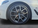 BMW 530 i M Sport Touring Park-Assistent H&K DAB+