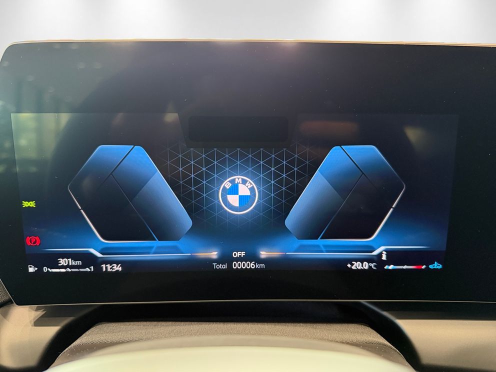 BMW 216 i Gran Coupe SHZ+Navi+Shadow-Line+LED+RFK
