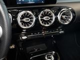 MERCEDES-BENZ A 180 KOM AMG NIGHT KAMERA PANO SPUR PDC SHD SHZ