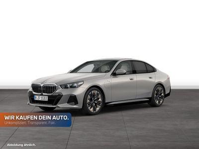 BMW 550e xDrive Limousine