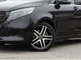 MERCEDES-BENZ V 300 AVANTGARDE XL BURM WINTER STANDH 7SITZ AHK NAVI