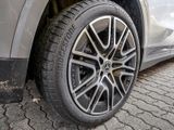 MERCEDES-BENZ GLA 200 d AMG NIGHT SPUR PANO AHK KAMERA PDC