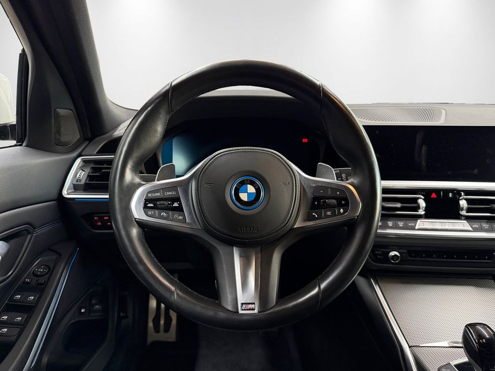 BMW 330 e Touring M Sport AHK+SHZ+LED+HIFI DW 0,5%