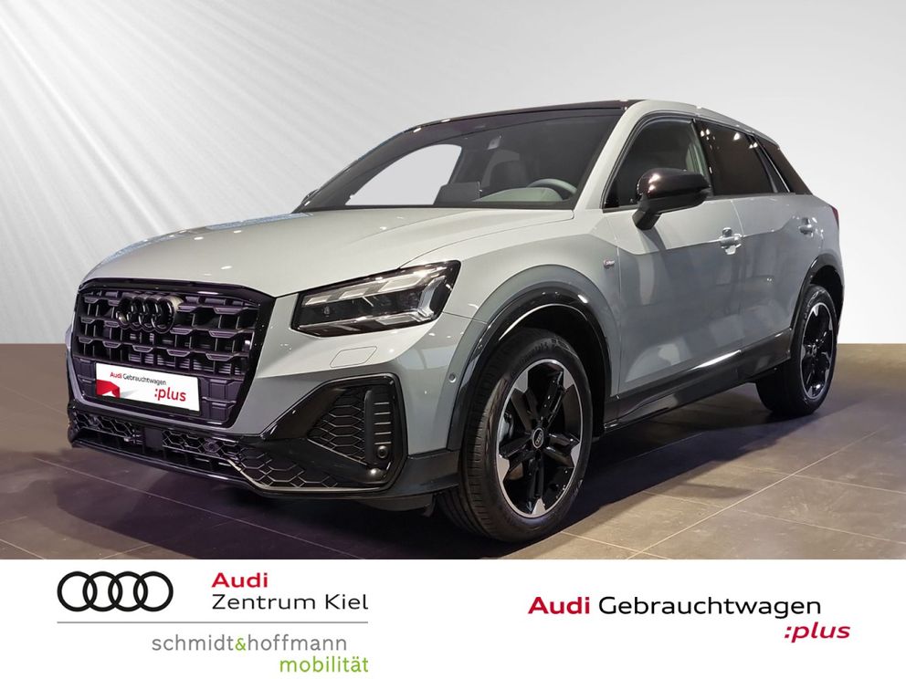 AUDI Q2 35 TFSI S-tronic S-line competition Navi+