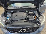 VOLVO XC40 R Design  EU6d Schiebedach+Rfk+PDC+NAVI+SHZ
