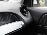 MERCEDES-BENZ GLB 220 4M // SPUR KAMERA PDC SHZ