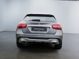 MERCEDES-BENZ GLA 180  PDC SHZ
